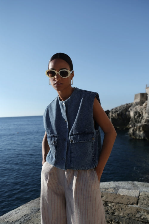 MAGGIE DENIM SLEEVELESS VEST