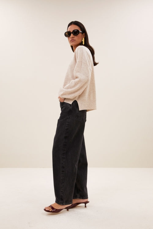 SAMMIE ROUND NECK PULLOVER
