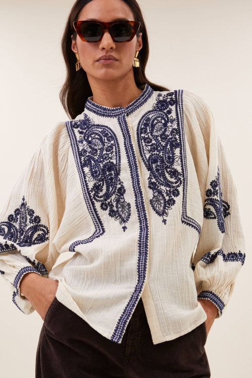 SENNE EMBROIDERY BLOUSE