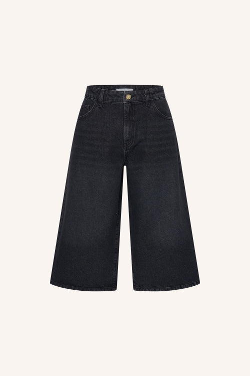 NOHO LONG DENIM SHORTS