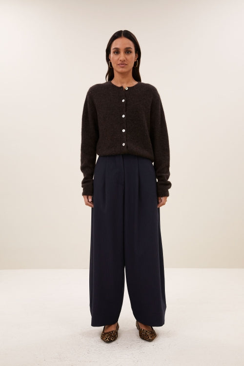 CLEO CARDIGAN - DEEP BROWN