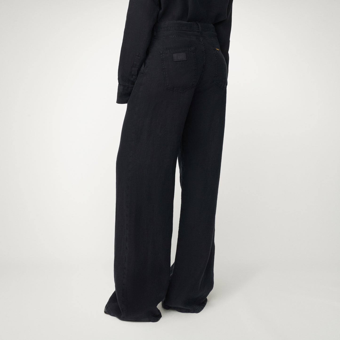 SKATER PLEATS DARK NAVY
