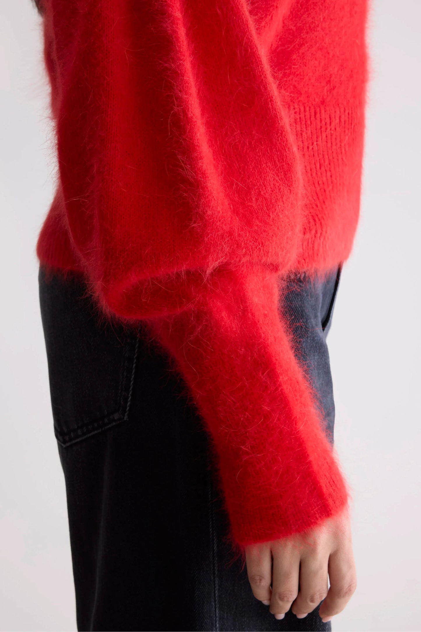 DATEKA TRUI SANGUINE