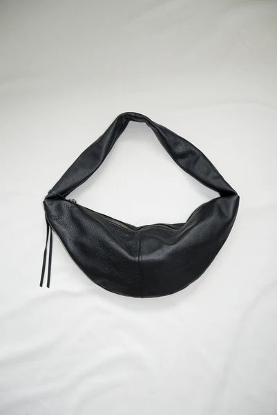 BANANA BAG XL BLACK