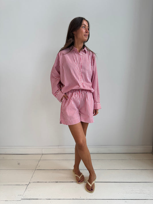 ROSIE SHORT RED STRIPED