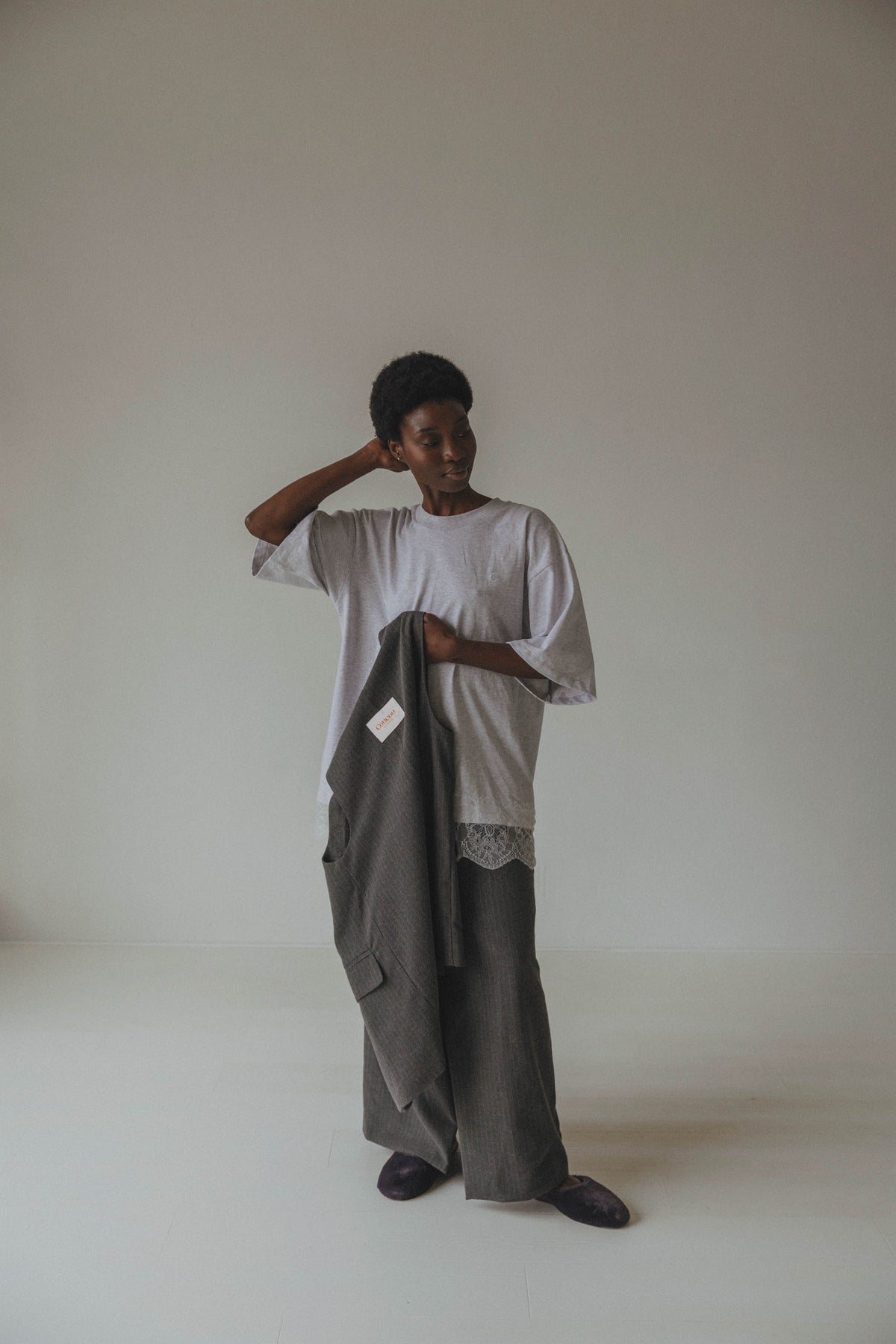 MARGARITA TEE - LIGHT GREY WHITE
