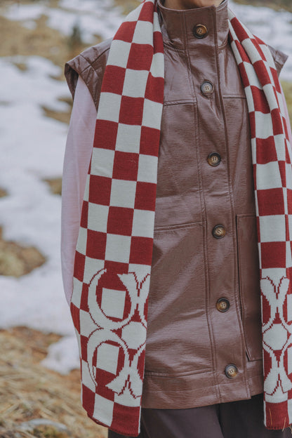 SADDLE UP SLEEVELESS JACKET - BROWN