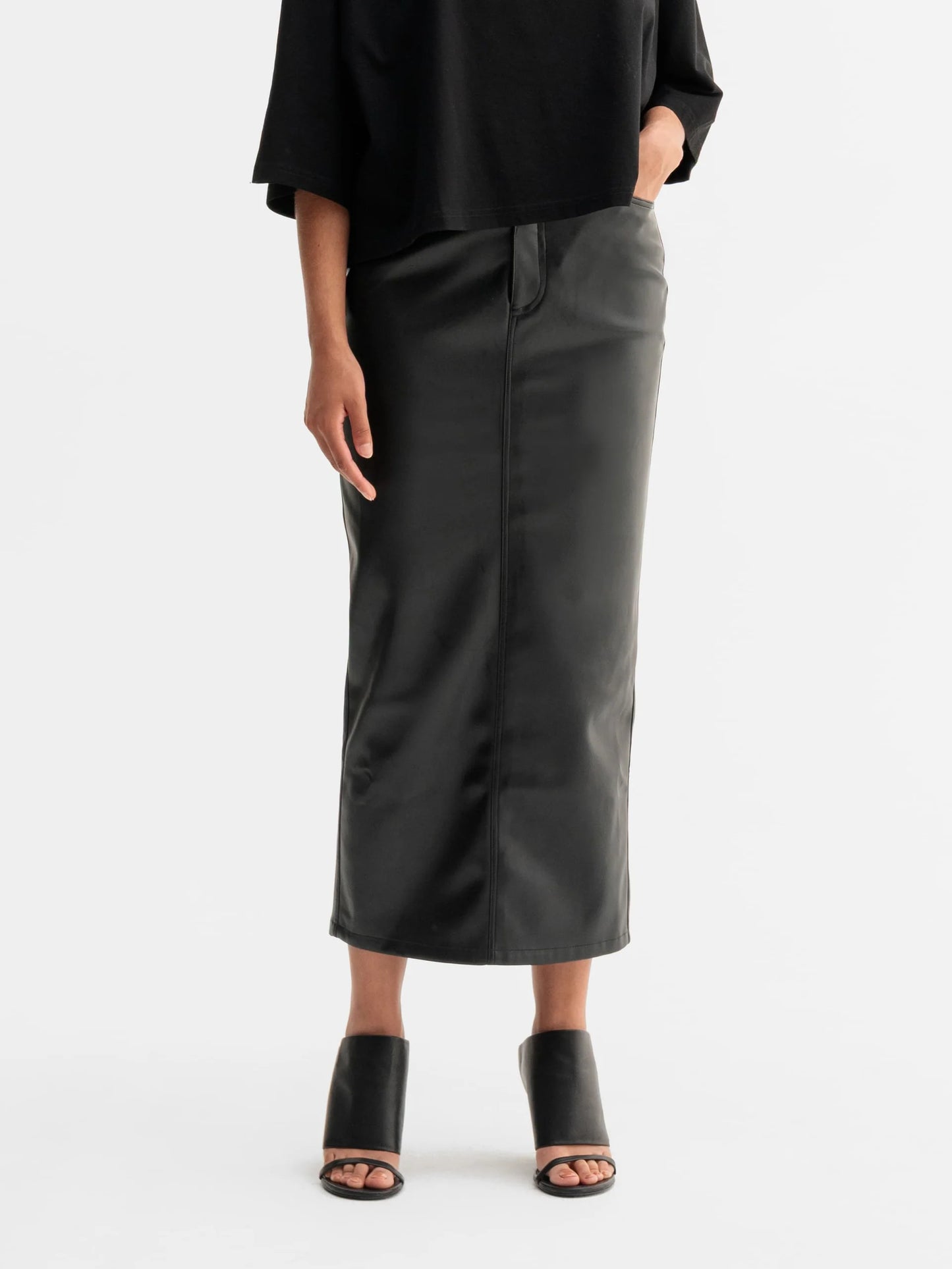 MIKA PU LEATHER SKIRT
