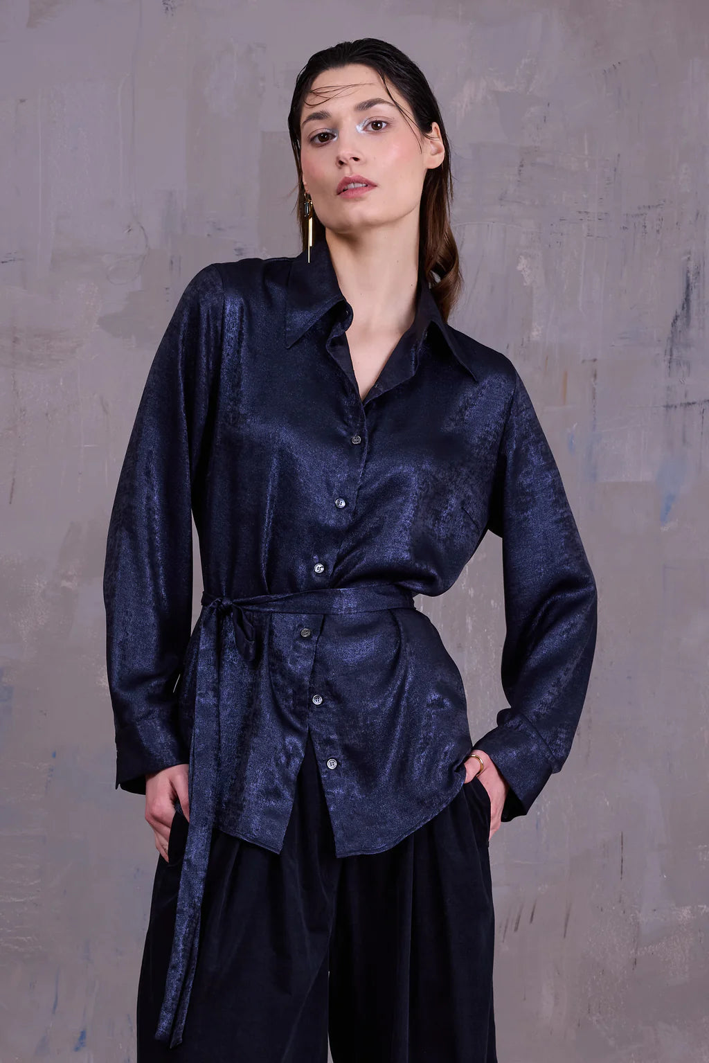 GODELIEVE HEMD SHINY SAPPHIRE