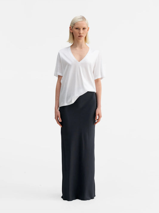 OKI V-NECK TEE WHITE