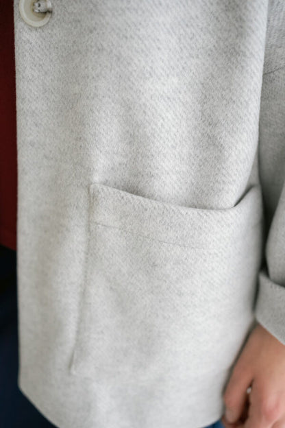 NOOR SHORT JACKET LIGHT GREY